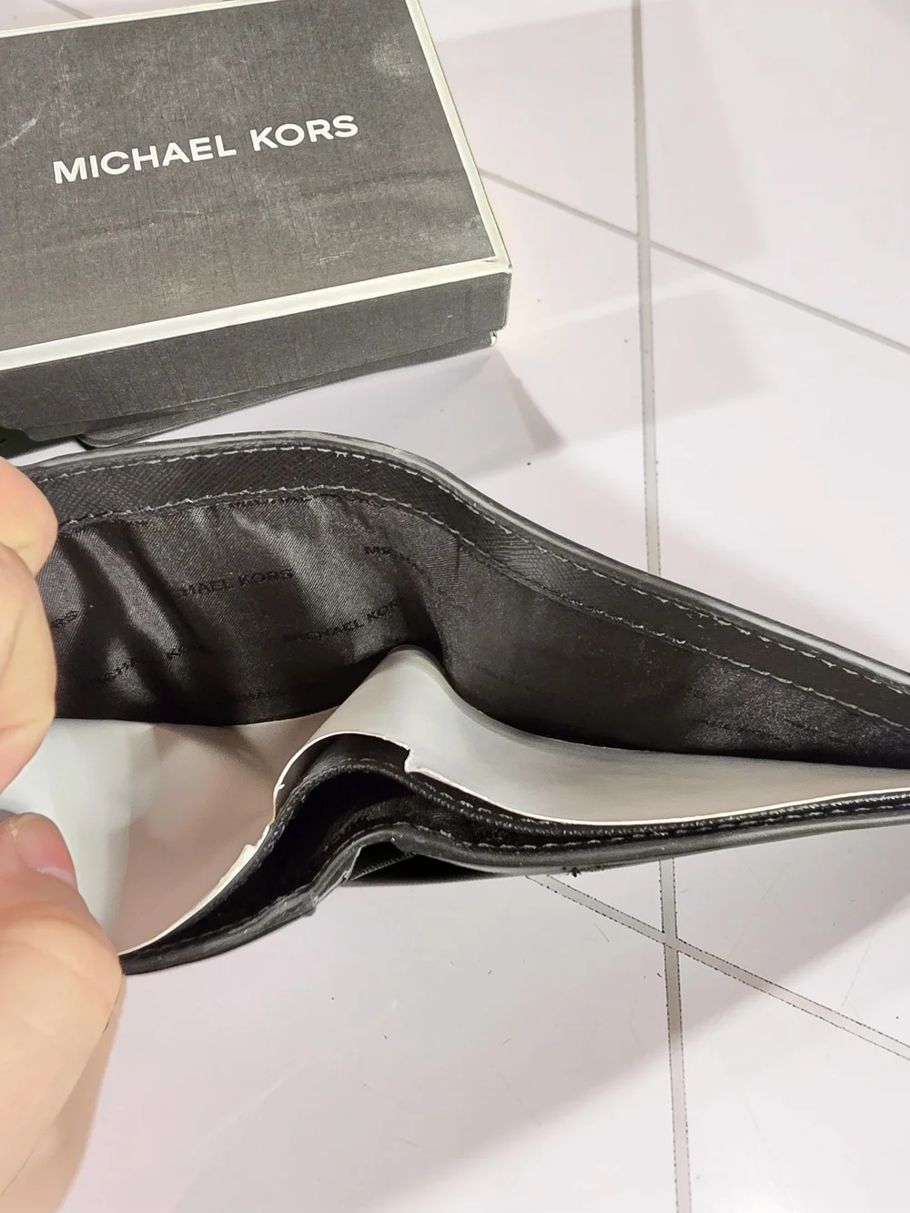 Michael Kors Men's Andy Slim Billfold Wallet Saffiano Leather NIB